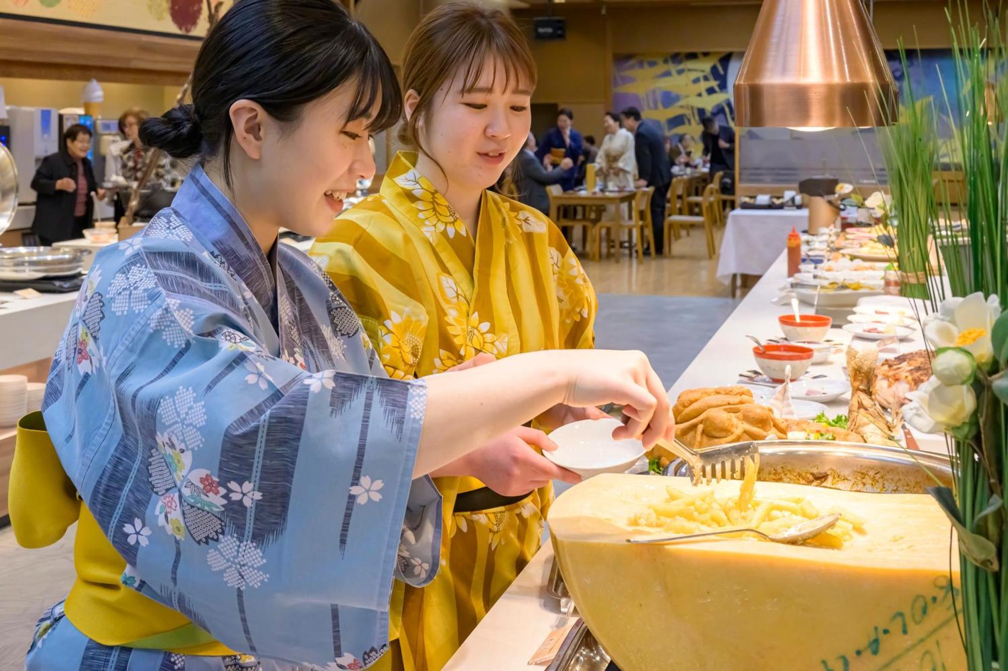 Senkeien Tsukioka Hotel Kaminoyama Zewnętrze zdjęcie
